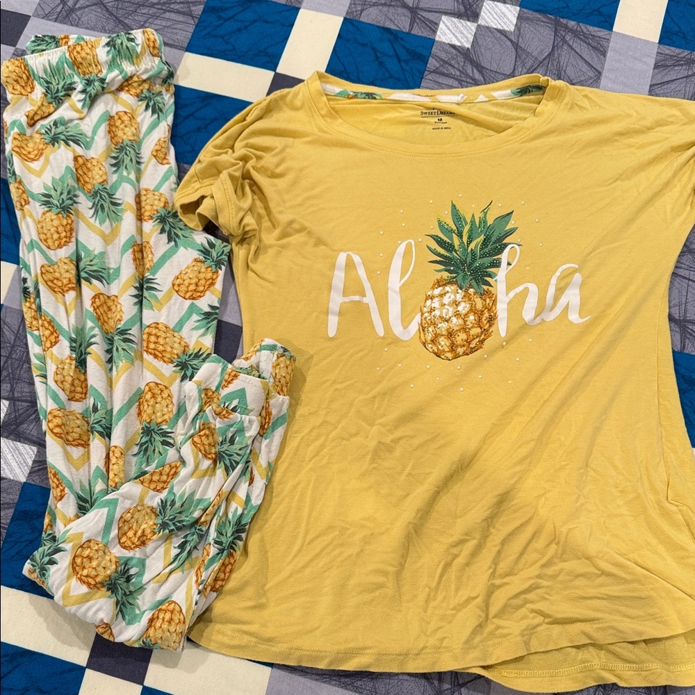 Sweet Dreams Yellow Aloha Pineapple Pajama Set